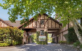 Peppers The Hills Lodge